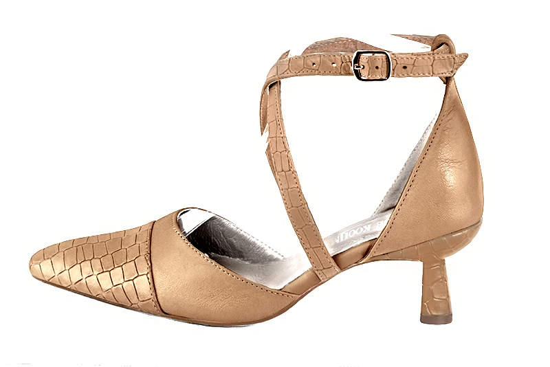 Camel beige women's open side shoes, with crossed straps. Tapered toe. Medium spool heels. Profile view - Florence KOOIJMAN